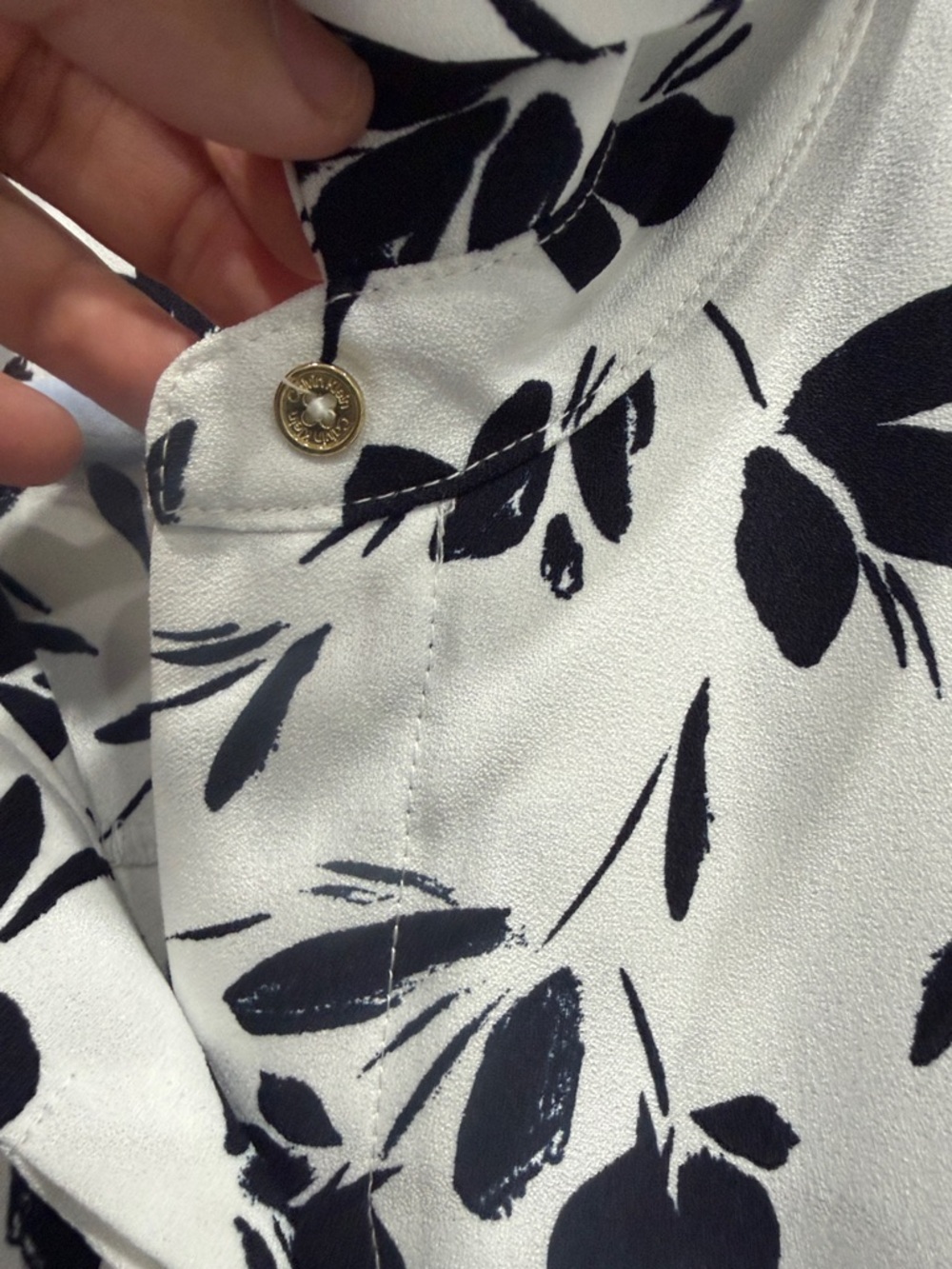 Calvin Klein White Midi Shirt Dress w/DARK NAVY BLUE Floral Print with Pockets - Picture 7 of 16